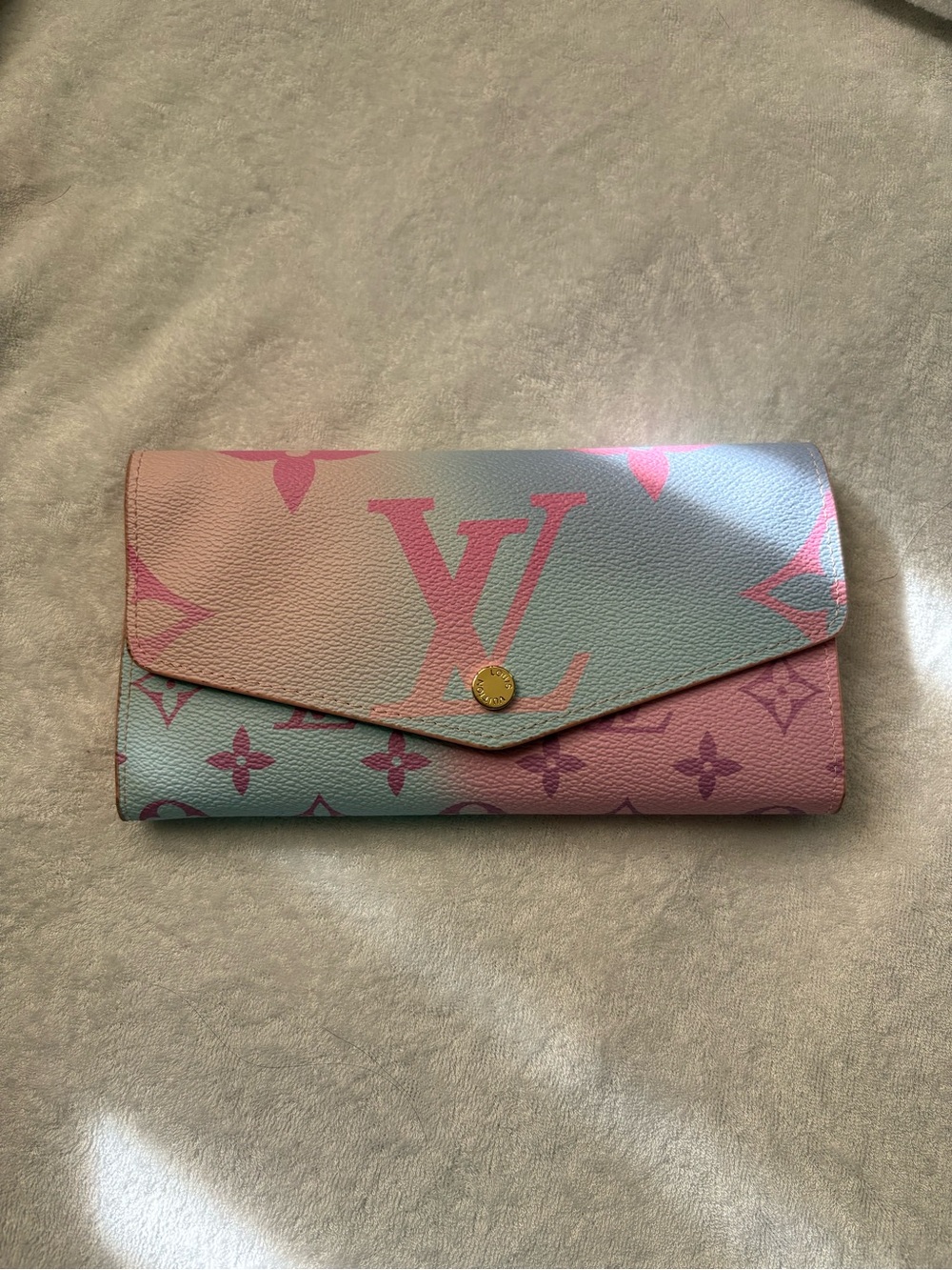 Louis Vuitton Pastel Gradient Monogram Wallet - Pink & Blue